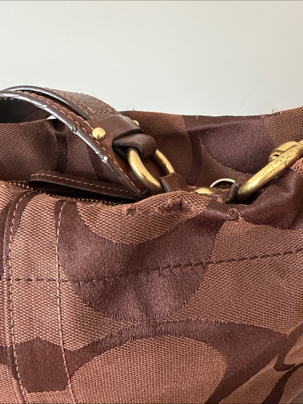 Coach Brown Signature Canvas Hobo Shoulder Bag with Gold Hardware - Picture 4 of 6